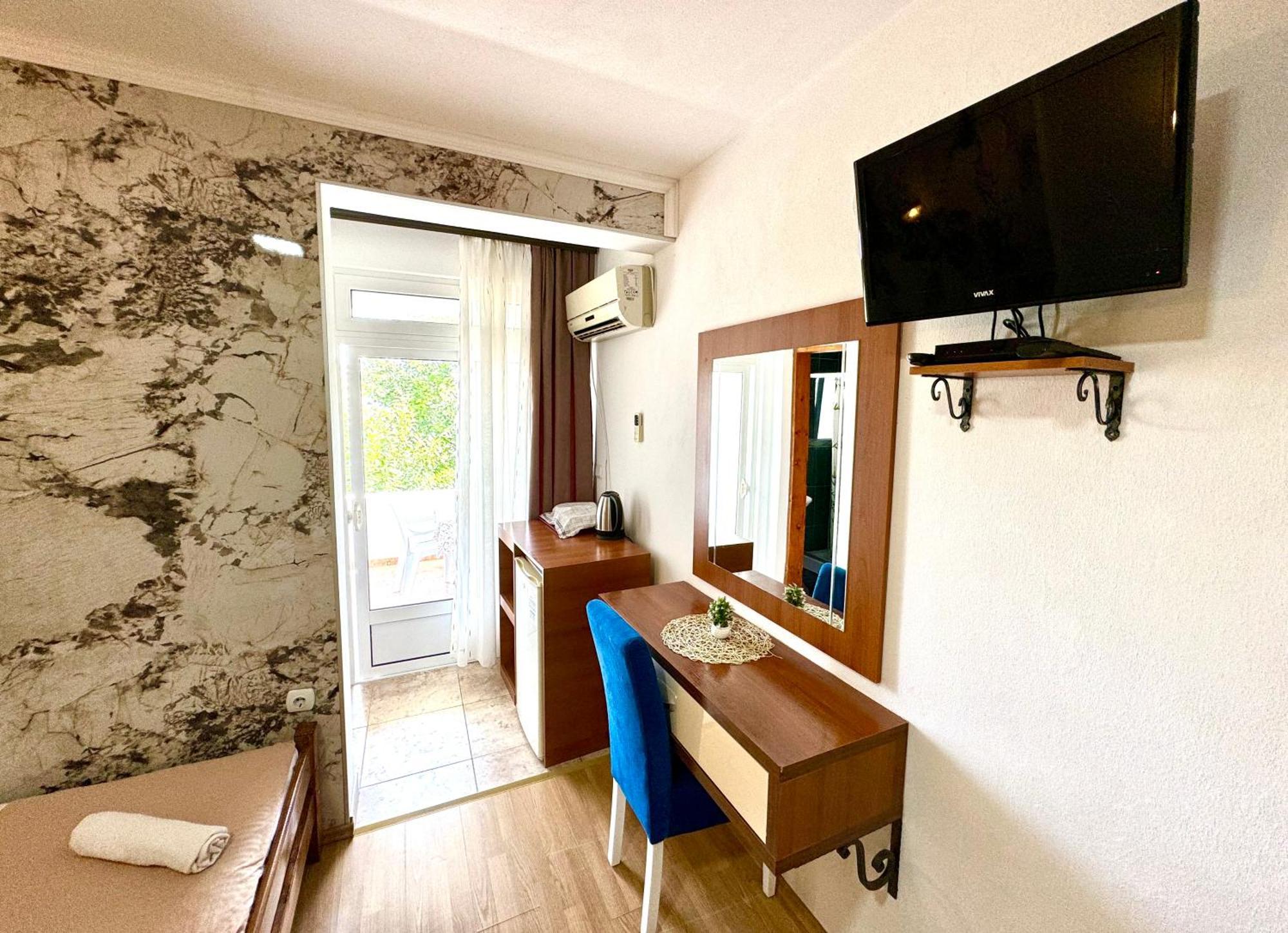 Apartments Flamingo Ulcinj Esterno foto